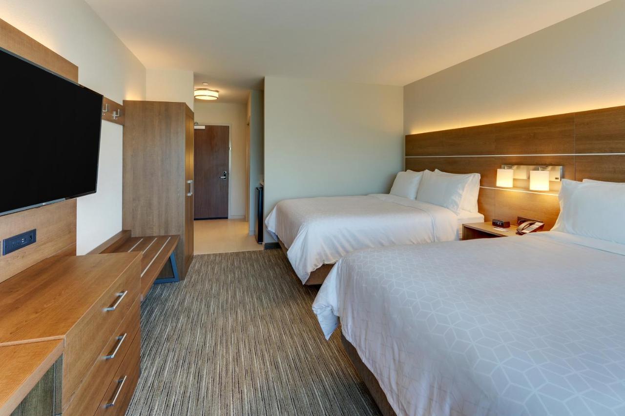 Holiday Inn Express & Suites - Roanoke - Civic Center المظهر الخارجي الصورة