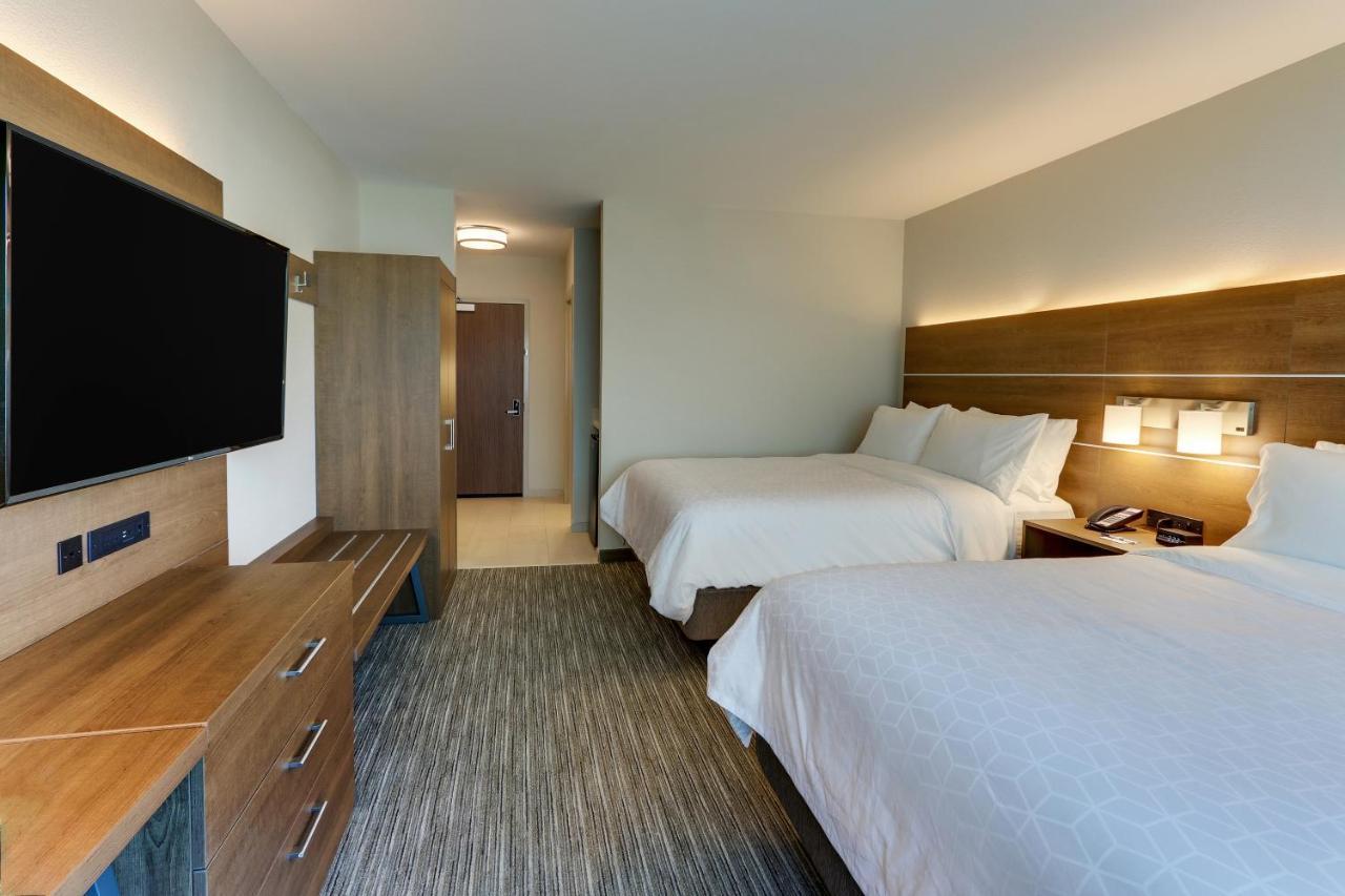 Holiday Inn Express & Suites - Roanoke - Civic Center المظهر الخارجي الصورة