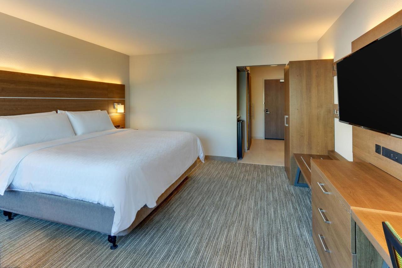 Holiday Inn Express & Suites - Roanoke - Civic Center المظهر الخارجي الصورة