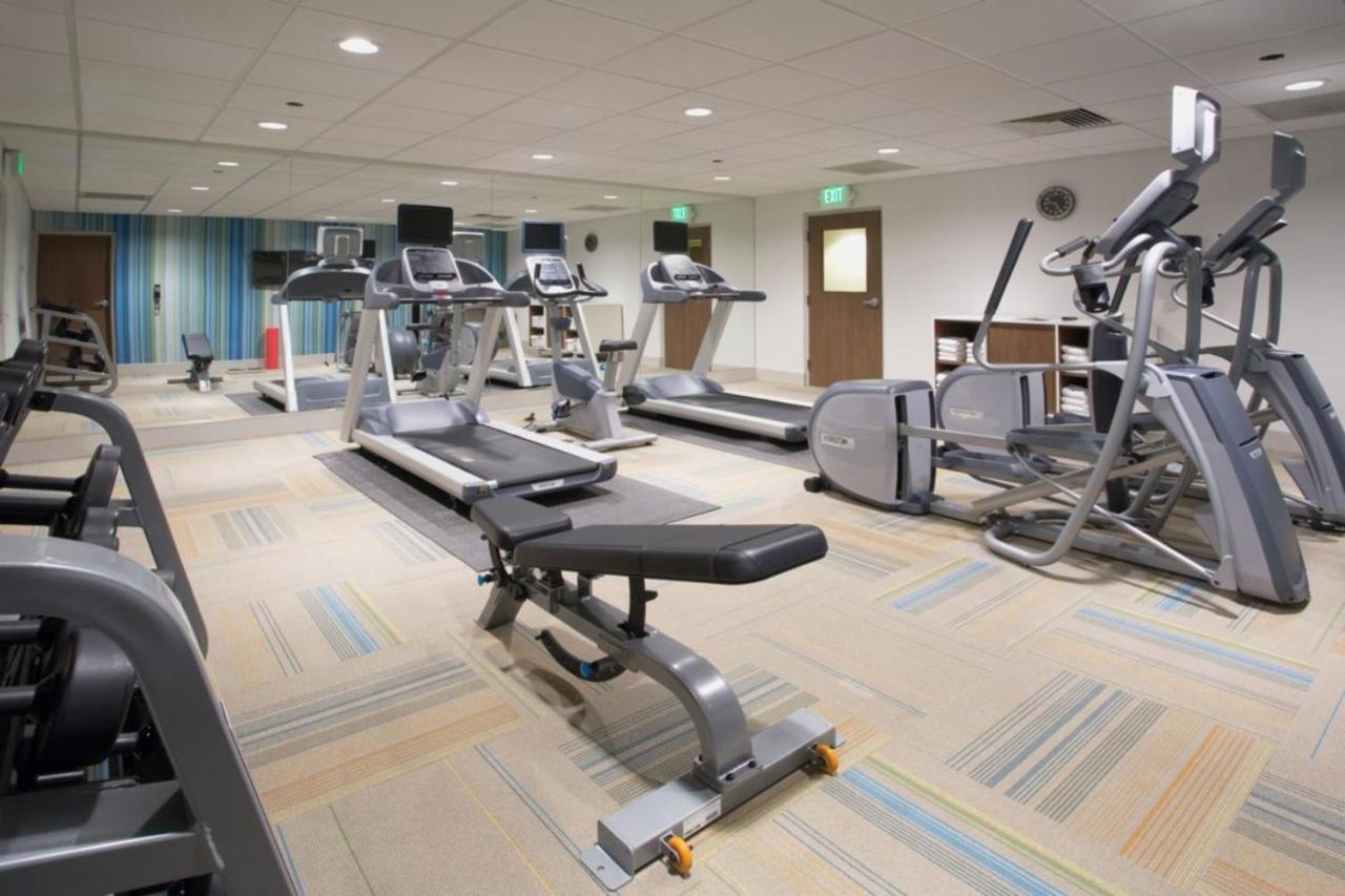 Holiday Inn Express & Suites - Roanoke - Civic Center المظهر الخارجي الصورة
