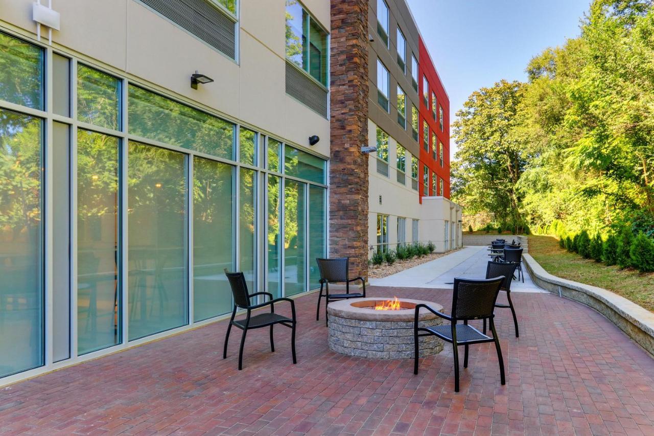 Holiday Inn Express & Suites - Roanoke - Civic Center المظهر الخارجي الصورة