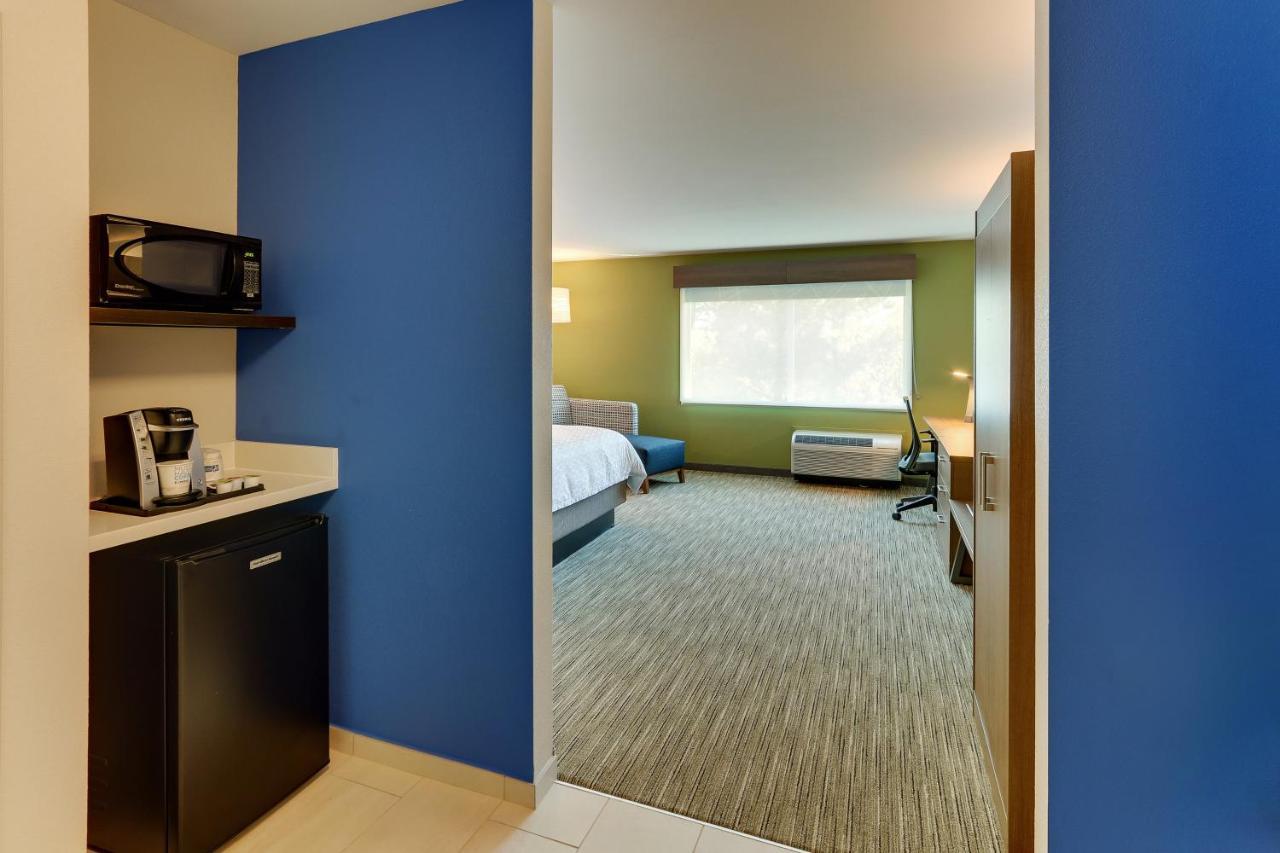 Holiday Inn Express & Suites - Roanoke - Civic Center المظهر الخارجي الصورة